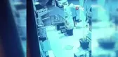Başkent'te bir garip hırsızlık: Dükkanın önündeki oyuncak ayıcığı böyle çaldı