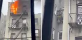 Evini saran alevlerden güçlükle kurtuldu! Aşağı indiğinde üzerinde bir şey yoktu