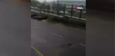 Kayseri'de selde fabrikanın duvarı yıkıldı, 4 araç hurdaya döndü