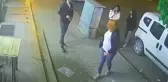 Kızlara laf attığı iddia edilen genç, karnından ve boynundan bıçaklandı