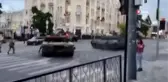 Rostov'da zırhlı araç hareketliliği sürüyor