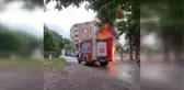 Park halindeki çekici alev topuna döndü