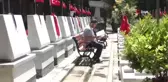 Şehit yakınları bayram öncesinde Edirnekapı Şehitliği'ni ziyaret etti