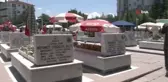Şehitlikte Hüzünlü Bayram Arifesi