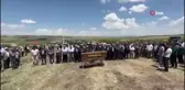 Ağrı'da kaza kurşunu ile hayatını kaybeden Savcı Sayan'ın yeğeni toprağa verildi