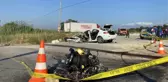 Motoru yola fırlayan otomobil sürücüsüne mezar oldu! Hurdaya dönen aracın içinden uyuşturucu çıktı