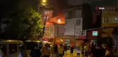 Pendik'te 2 Katlı Binanın Çatı Katı Alev Alev Yandı