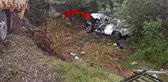 Kamyonla çarpışan cip şarampole yuvarlandı! Aynı aileden 1'i bebek 3 kişi hayatını kaybetti