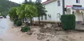 Ordu'da Şiddetli Yağışlar Sonucu Karayolu Trafiğe Kapandı