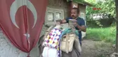 Eşek Sırtında Kitap Dağıtan Gönüllü