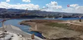 Hasankeyf'te Yamaç Külliyesi'ne Ahşap Köprü İnşa Edildi