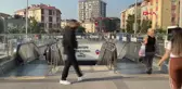 Yıldız-Mahmutbey Metro Hattı'nda Seferlerde Aksama Yaşanıyor