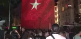15 Temmuz şehitlerinin fotoğrafı Galata Kulesi'ne yansıtıldı