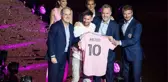 Dünya futbolunda eşine az rastlanır karşılama! Lionel Messi, ABD'yi salladı