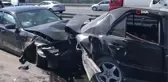 Eyüpsultan'da 5 araç birbirine girdi: 2 yaralı