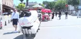 Kavurucu sıcaklar altında 200 kilogramlık yük taşıyan hamalların zorlu mesaisi