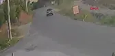 Manavgat'ta Otomobil Kanala Düştü, Sürücü Yaralandı
