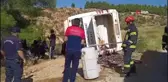 Ekmek parası için Urfa'dan Denizli'ye gelen işçileri taşıyan servis şarampole devrildi