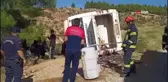 Kontrolden çıkan otobüsün şarampole devrilmesi sonucu çok sayıda yolcu yaralandı