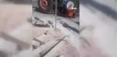 Devrilen traktörün altına kalan sürücü hayatını kaybetti