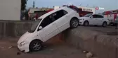 Kayseri'de bir garip kaza... Uyarı levhası olmayınca rampadan uçtu