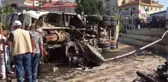 Develi'de freni patlayan kamyon meydana uçtu