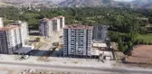 Malatya'da ağır hasarlı bina patlayıcıyla yıkıldı