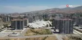 Malatya'da yüksek katlı ağır hasarlı binalar patlayıcı madde ile yıkılıyor