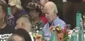 ABD Başkanı Biden, yangın felaketinin yaşandığı Hawaii'ye ziyaretinde uyuyakaldı