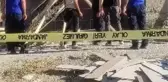 Elazığ'da yıkım sırasında balkon çöktü, 2 işçi yaralandı