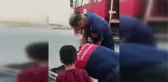 Yeraltı çöp konteynerine atılan kaplumbağayı itfaiye ekipleri kurtardı