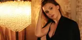 Farah Zeynep Abdullah, Venedik Film Festivali'nde En İyi Kadın Başrol Oyuncu Ödülü'nü kazandı