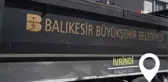 İvrindi'de deforme olan yollara sıcak asfalt
