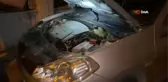Serik'te bekçiler yavru kediyi otomobilden kurtardı