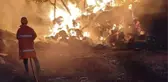 Iğdır'da Ahır ve Ot Yangını: 8 Bin Balya Ot Kül Oldu