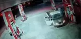 Soygun sırasında yorulup mola veren hırsız, JASAT korkusuna 2. kattan atladı