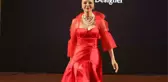 Kanser tedavisi gören Tanyeli, Milano Fashion Week'te podyuma çıktı