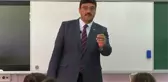Neşet Ertaş okulda ders oldu, ilk dersi Belediye Başkanı verdi