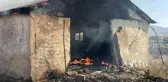 Elazığ'da eski belediye başkanının ahırında yangın çıktı