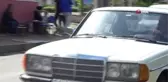 Kemal Sunal'ın filmlerinde de kullandığı Mercedes arabayı satışa çıkardı