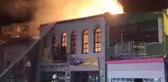 Fatih'te Balat Oyuncak Müzesi'nde büyük yangın! Binada çökmeler meydana geldi