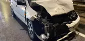 İzmit'te Zincirleme Trafik Kazası: 2 Araç Arasında Sıkışan Sürücü Ağır Yaralandı