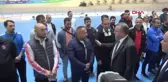 SPOR Bakan Osman Aşkın Bak Çocuklarınızı spor salonlarına getirin, kötü alışkanlıklardan uzak tutun