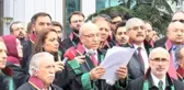 İstanbul Barosu Üyeleri İsrail'in Filistin'e Yönelik Saldırılarını Protesto Etti