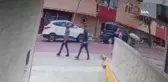 Avcılar'da cep telefonu hırsızlığı kamerada