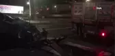 Kamyona arkadan çarpan araç hurdaya döndü: 4 yaralı