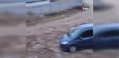 Kars'ta Belediyeye Ait Halk Otobüsü Yanarak Kül Oldu