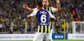 Son Dakika: Fenerbahçe'de Alexander Djiku'nun sağ ayağında kırık tespit edildi