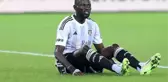 Beşiktaş'ta forma giyecek stoper kalmadı! Omar Colley ve Arthur Massuaku da sakatlandı