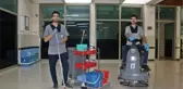 Tıp Fakültesi Öğrencileri Hem Okuyor Hem Çalışıyor